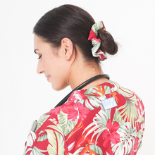 Load image into Gallery viewer, Splendid Scrunchie
